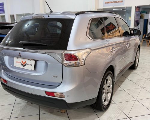 8a77e7bb-5071-44d6-8929-c7913f8a532f