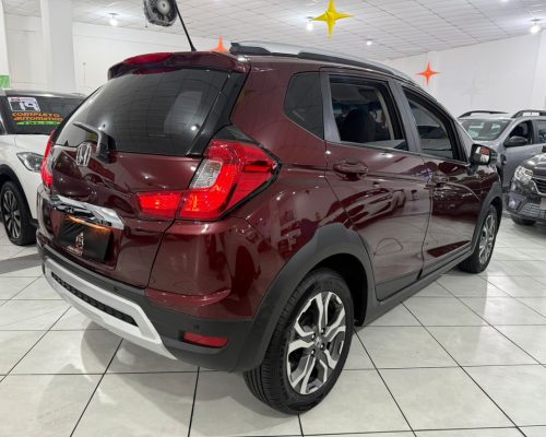 98ad7b76-f9e8-4655-8226-ff7c71a4f9c0