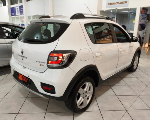 c5932111-1f8a-48ec-ab91-3207a2c05f46