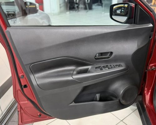 d36ccc5b-d1b7-4469-abf5-376af81c525b