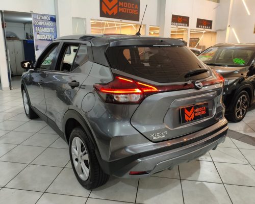 e833767f-c7f3-4c34-b505-15eb890bfe7d